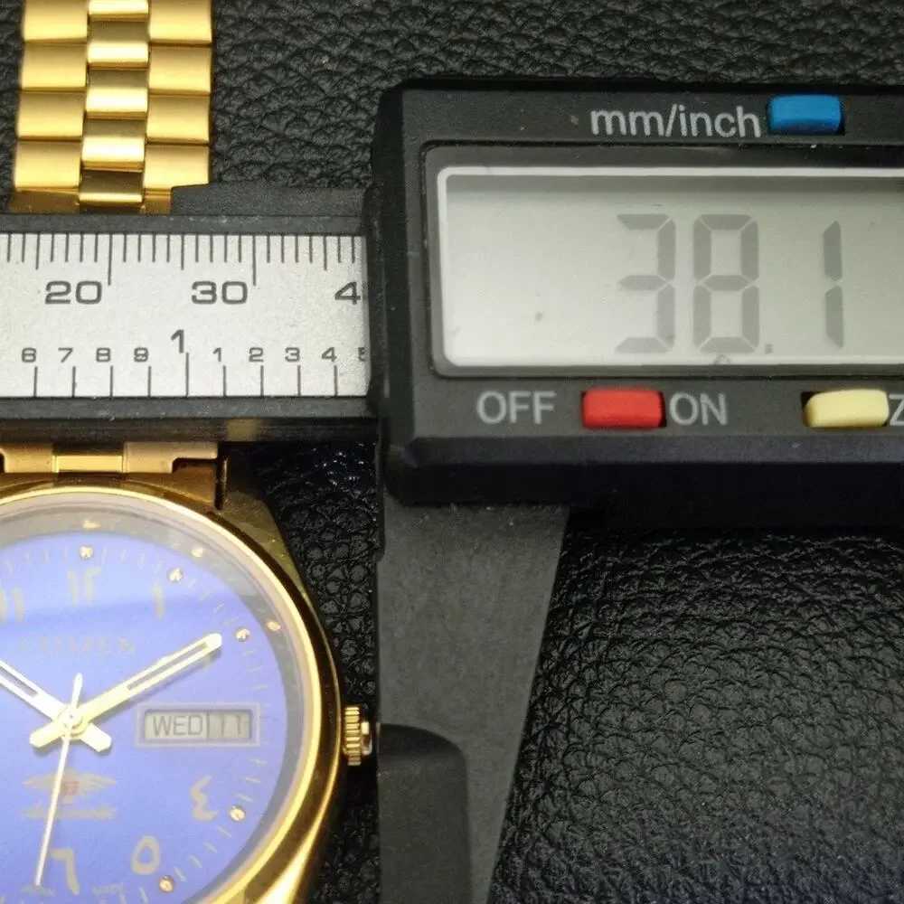 Vintage 1995 Arabic Citizen Automatic Mens Gold Watch W/daydate & Blue accents